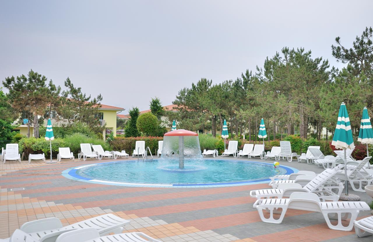 Villaggio Lido Del Sole Бібіоне Екстер'єр фото